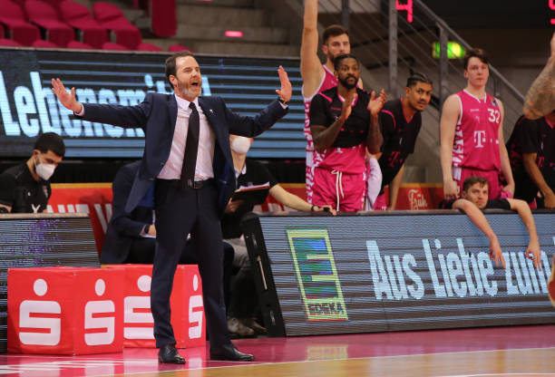 局的关键因 局的关键因