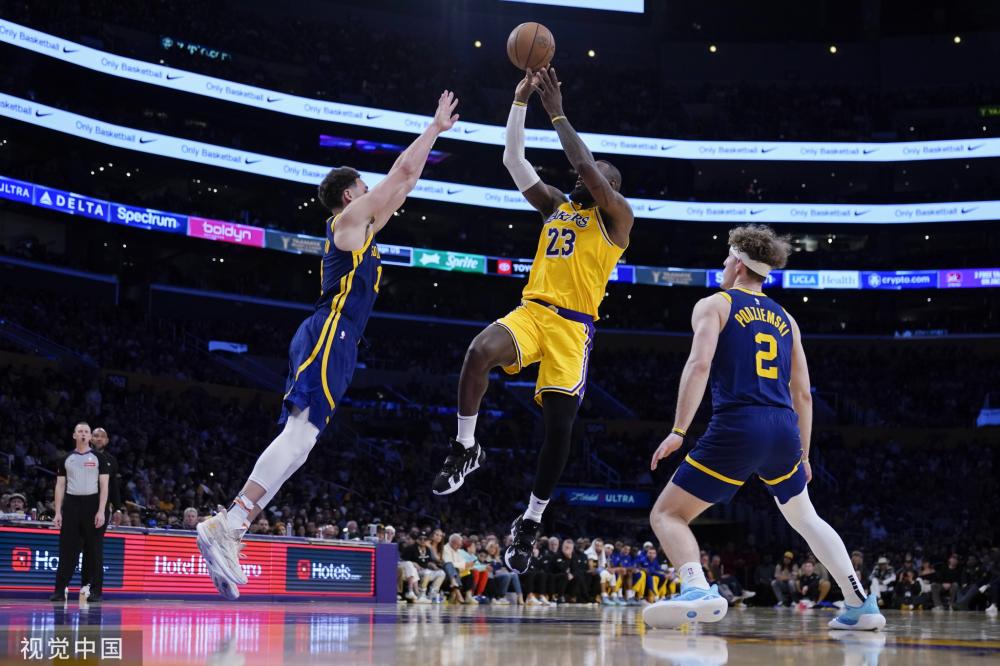 足球不仅仅 足球不仅仅