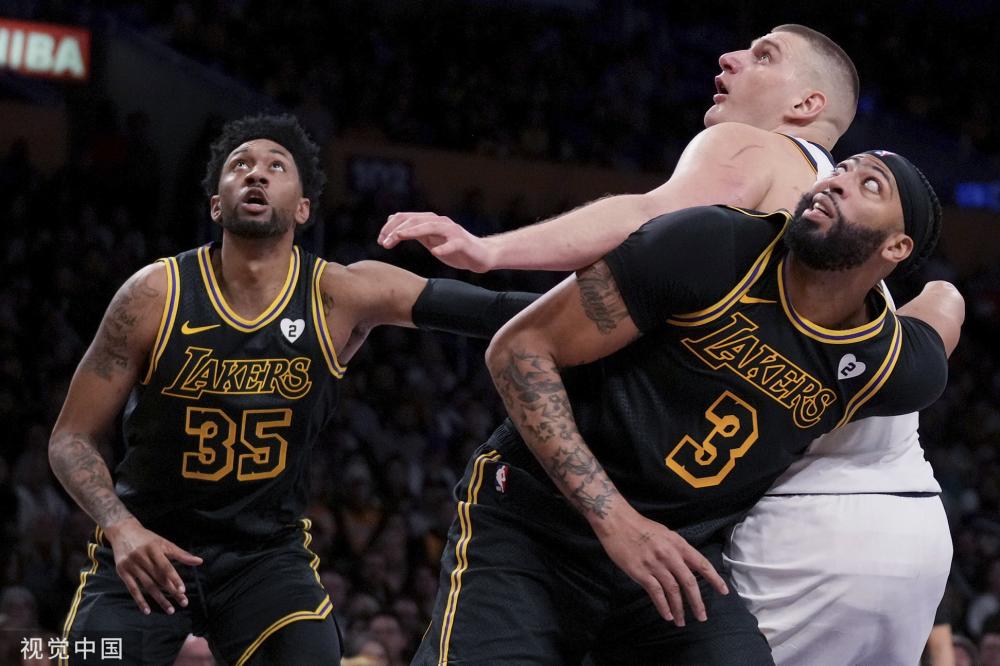 和教练的 和教练的